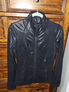 Lululemon Womens Sz 8 Black Shimmer Define Jacket. Excellent NWOTS! RARE!!!
